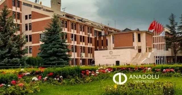 Anadolu Üniversitesi nin YKS 2025 tercihlerinde kontenjan doluluk oranı yüzde 102’yi aştı Eğitim Haberleri