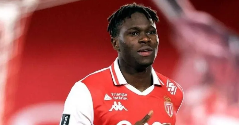 Wilfried Singo dan ilk açıklama: Galatasaray, Türkiye nin en büyük takımı