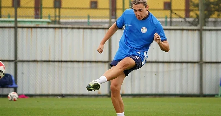 Taylan Antalyalı Çaykur Rizespor’da!