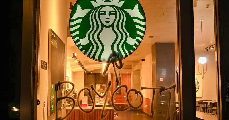 Malezya da Starbucks a boykot darbesi: Satışlar yüzde 36 düştü