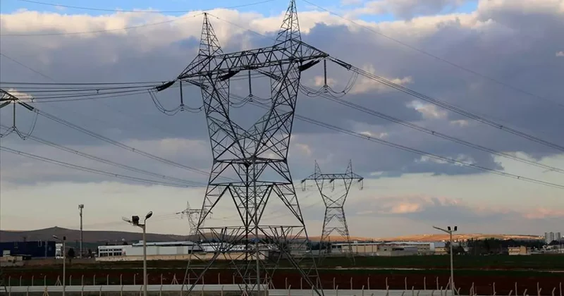 Elektrik üretiminde rekor kırıldı! Bakan Bayraktar: Tüm zamanların en yüksek seviyesi...