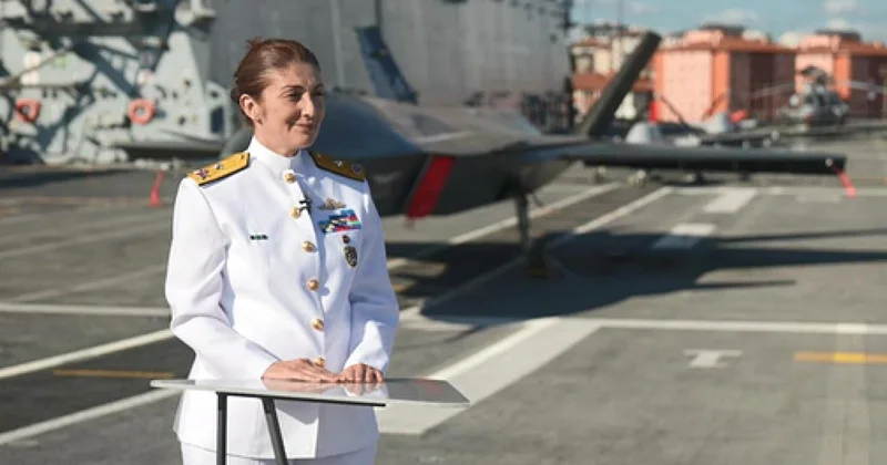 Cumhuriyet in ilk kadın Amirali Gökçen Fırat: Vatan toprağı evimiz, Mavi Vatan bahçemiz