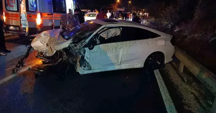 Kırklareli Pınarhisar da trafik kazası: 4 Yaralı