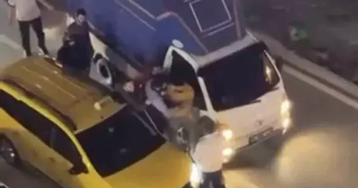 Bursa da trafikte kavga