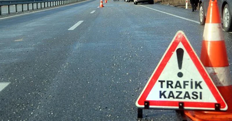Bariyere çarpan otomobildeki 2 si çocuk 5 kişi yaralandı Sözcü Gazetesi