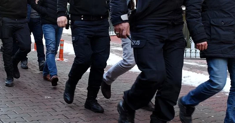 Kars ta 5 kişinin yaralandığı akrabalar arasındaki kavgayla ilgili 6 şüpheli yakalandı