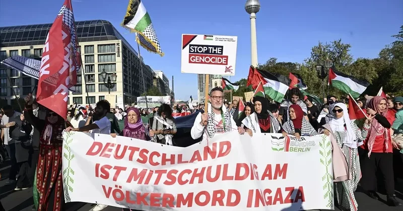 Berlin de Filistin e Destek Yürüyüşü