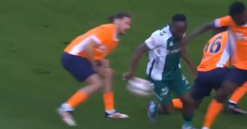 Süper Lig ekibi hakeme isyan etti! Türk futbolunda bugün elle asist yapıldı