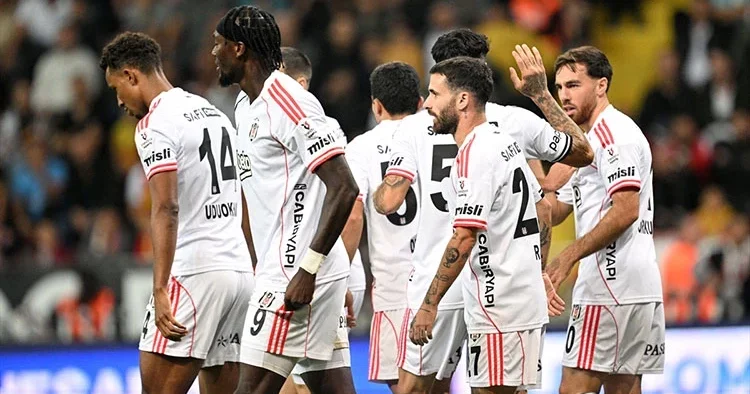 Beşiktaş ın konuğu Kocaelispor!