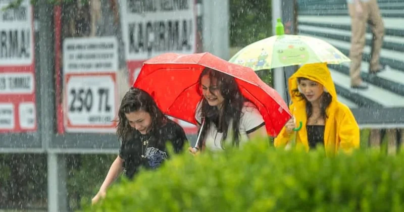 Kara bulutlar gökyüzünü sardı! Sağanak alarmı verildi Sözcü Gazetesi