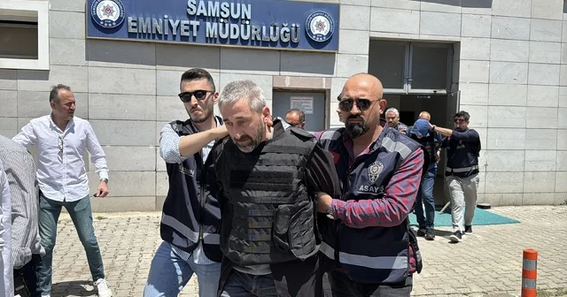 Tıraş olurken ağabeyi öldürmüştü; kanserden hayatını kaybeden babasıyla birlikte defnedildi Samsun Haberleri