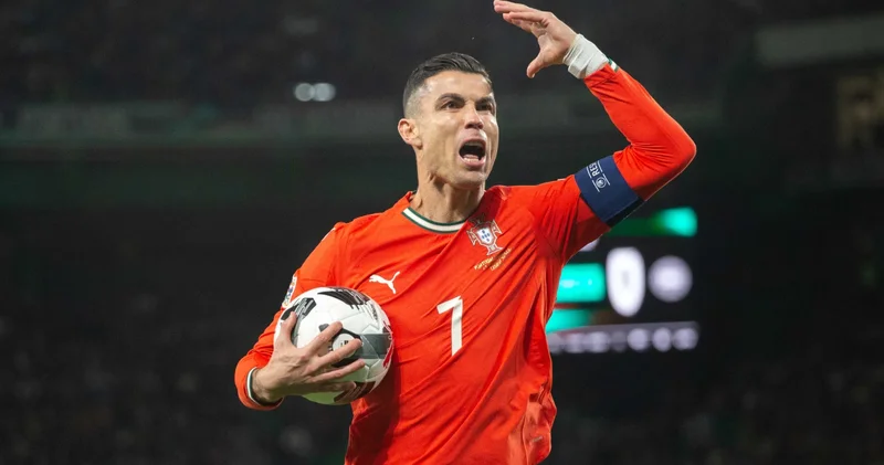 Suudi Arabistan Cristiano Ronaldo yu ikna etmeye çalışıyor: Gitme, kal