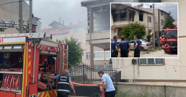 Karaman da boşandığı eşiyle tartışan şahıs kadının evini ateşe verdi Gündem Haberleri