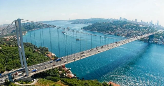 SON DAKİKA: İstanbul Boğazı gemi trafiğine kapatıldı İstanbul Haberleri