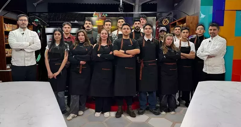 Geleceğin Şefleri yarışmasının ilk eleme turunun yarısı tamamlandı
