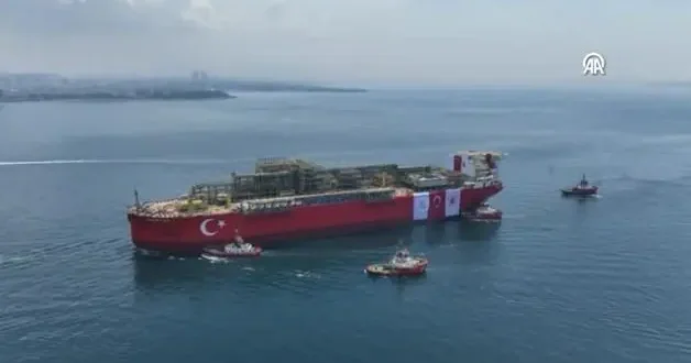 Osman Gazi Boğaz dan geçiyor! Tarihi anlar ilk kez görüntülendi