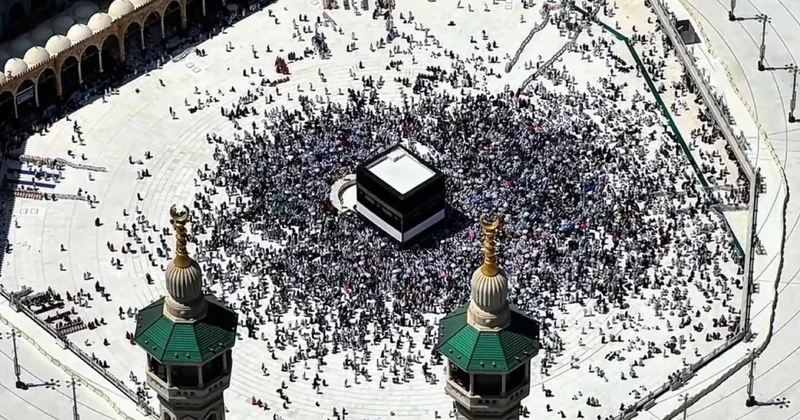 Kabe, 601 metrelik Kraliyet Saat Kulesi nden görüntülendi