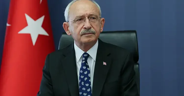 Kemal Kılıçdaroğlu, gazeteci Nevşin Mengü ile akademisyen Gülsunar hakkında suç duyurusunda bulundu