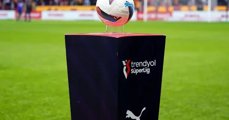 Süper Lig de sezonun 11 i! Kalede sürpriz isim var