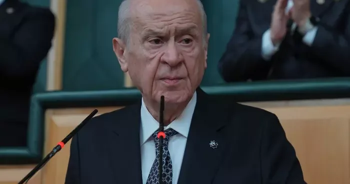 Bahçeli den İstanbul a vurulan zincirler çıkışı! Bugünkü de aynı şekilde kırılacak
