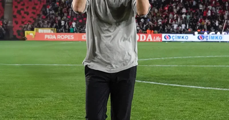 Selçuk İnan, Süper Lig in yeni ekibinin başına geçti
