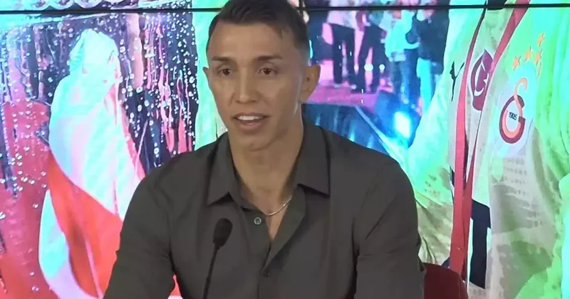 Fernando Muslera: Gurur duyduğum 14 seneden sonra herkese teşekkür ediyorum Fanatik Spor Haberleri Video