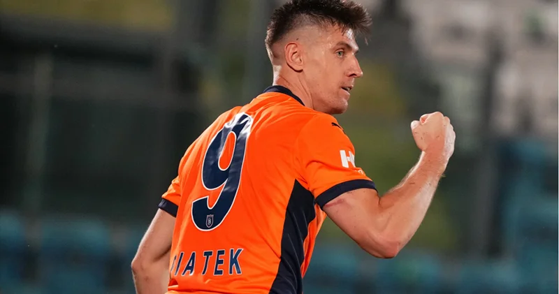 Krzysztof Piatek, Al Duhail yolcusu