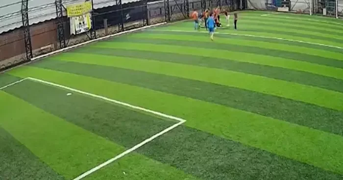 Halı saha ölümleri yükseldi! Kalp krizi gençleri de etkiliyor: 24 yaşındaki genç futbol oynarken hayatını kaybetti...