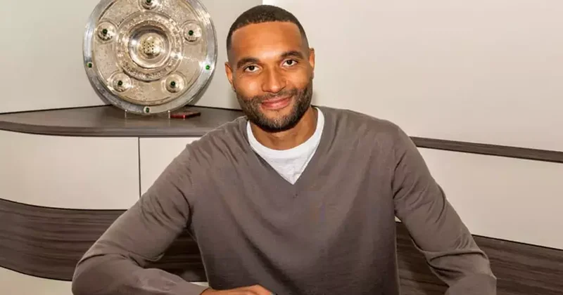 Jonathan Tah officially joins Bayern Munich!