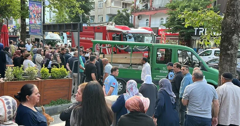Çekmeköy de apartman dairesinde yangın! 75 yaşındaki kadın can verdi