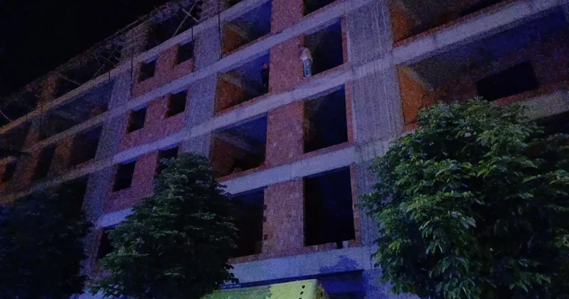 Çorum da genç kızın intihar girişimini polis engelledi