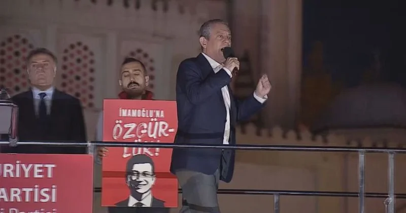 CHP Lideri Özgür Özel, Esenler de konuştu