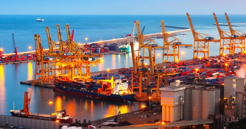 Dış ticaret açığı nisanda arttı