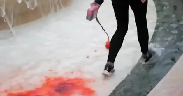 Fransa da savaş karşıtlarından Gazze ye destek eylemi