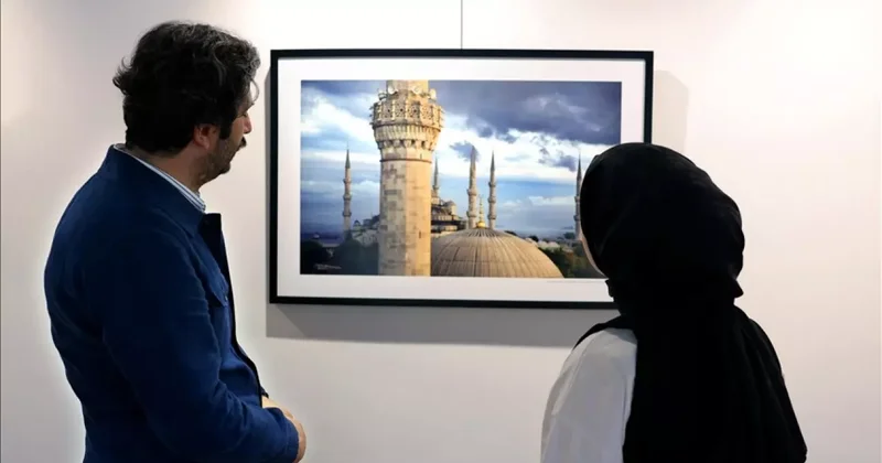 İstanbul u Sevmek sergisi sanatseverlerle buluştu