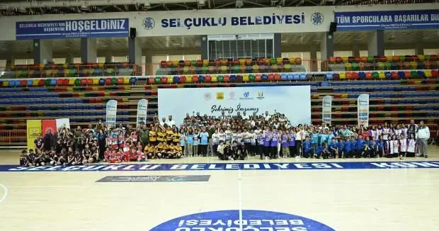Konya haberleri Konya Büyükşehir Geleneksel Çocuk Oyunları İl Finali gerçekleşti 29 Mayıs 2025