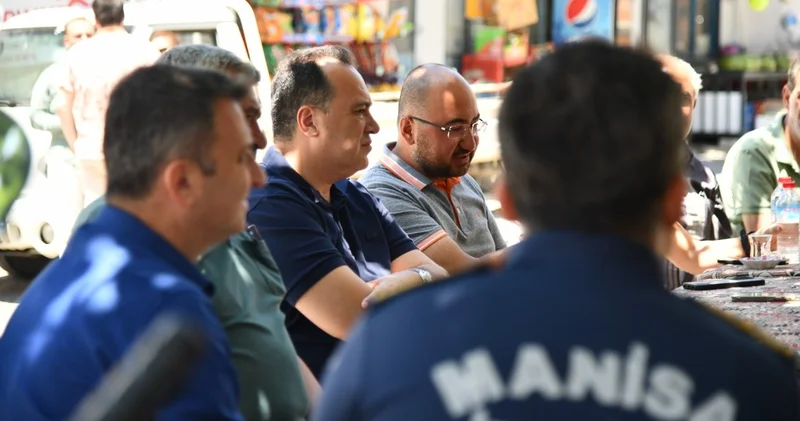 Manisa Büyükşehir Belediye Başkanı yangın yerinde incelemelerde bulundu
