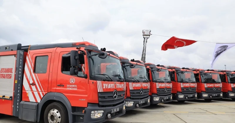 İBB den orman yangınlarıyla mücadele eden Bilecik e destek: 13 araç, 42 personel gönderildi