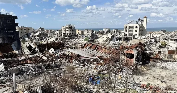 İsrail den Filistinlilere tehdit: Gazze de bugüne kadarki en büyük sürgün dalgası yaşanabilir