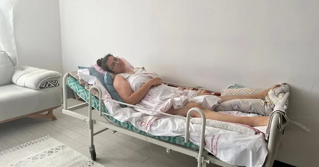 21 gün önce kendisine düğün yapan eşinin darbedip 6 ncı kattan attığı öne sürülen öğretmen felç oldu Adana Haberleri
