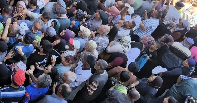Şehir merkezinde 26 ton karpuzu ücretsiz dağıtmasının sebebi buymuş Sözcü Gazetesi