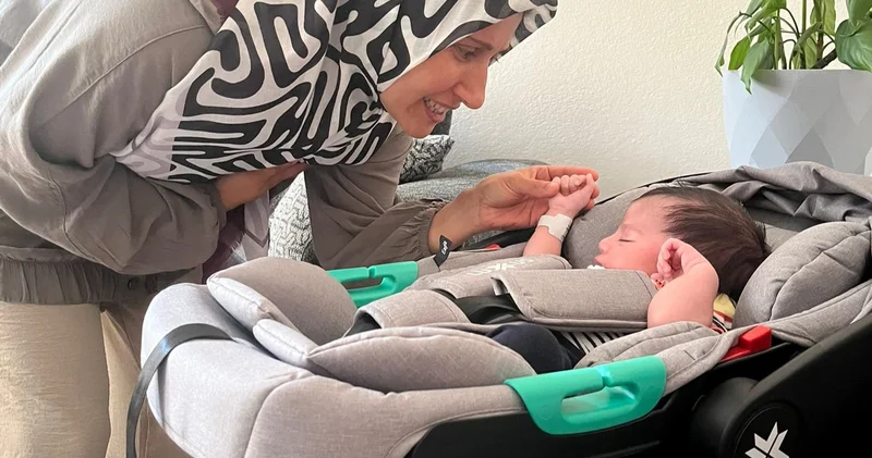 Bakan Göktaş ın adını koyduğu Emre bebek, sıcak yuvaya kavuştu