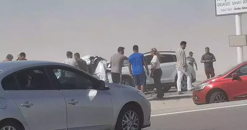 Aksaray da kum fırtınası zincirleme kazaya neden oldu: 11 yaralı