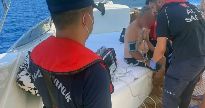 Yer: Fethiye! 2 vatandaşa denizden tıbbi tahliye gerçekleştirildi
