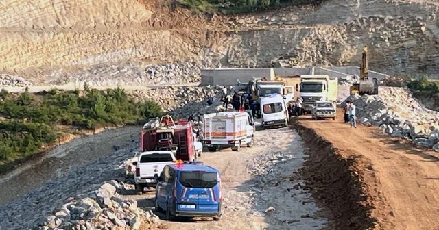 Baraj göleti inşaatında göçük altında kalan işçi öldü Adana Haberleri