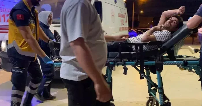 Bursa da dehşet gecesi! Konuşma engelli genci, bana küfür etti diyerek boynundan bıçakladı