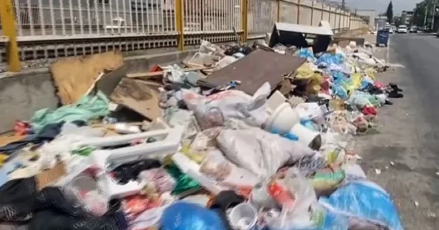 İzmir sokakları kuzeyden güneye çöpe teslim oldu VİDEO İZLE