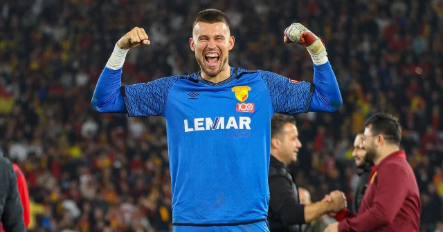 Göztepe kaleci Mateusz Lis le yola devam ediyor Futbol Haberleri