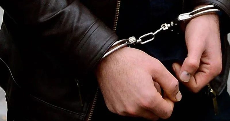 Komşu kavgasında polise mukavemette bulunan baba ile oğlu tutuklandı