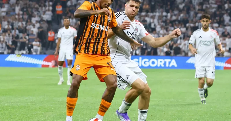 Sosyal medya hesabını kapatmıştı! Beşiktaş tan yeni transfere destek